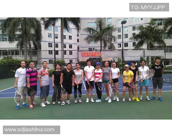 聚焦深圳网球队提升速度训练的策略与成效分析 聚焦深圳网球队提升速度训练的策略与成效分析