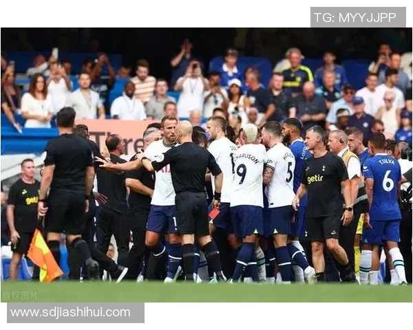 英超热议重庆乒乓球队状态变革引发关注与期待