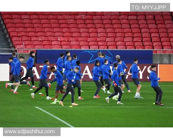 从零起步掌握足球心理素质全面指南助你征战欧冠赛场 从零起步掌握足球心理素质全面指南助你征战欧冠赛场