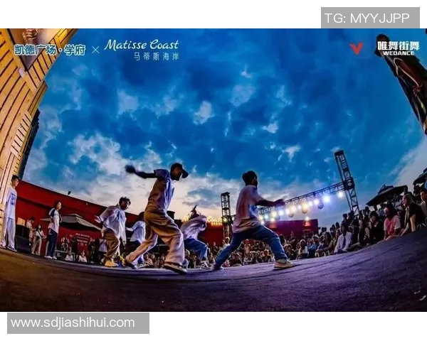 武汉街舞队如何通过边路渗透推动运动街舞的热潮与发展 武汉街舞队如何通过边路渗透推动运动街舞的热潮与发展